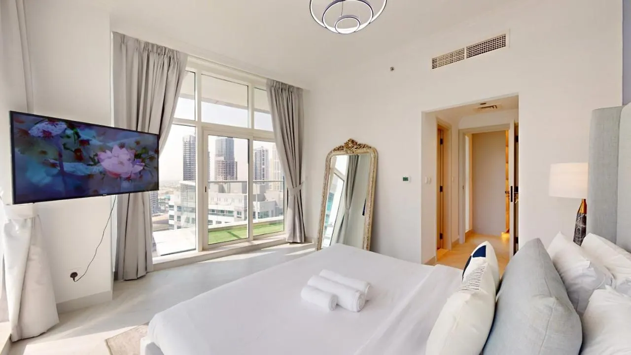 Marinascape Oceanic - Luxurious Two Bedroom Dubai